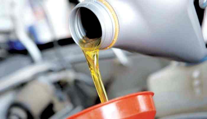 Can You Use Regular Oil After Synthetic? synthetic oil vs regular oil Synthetic oil vs regular oil